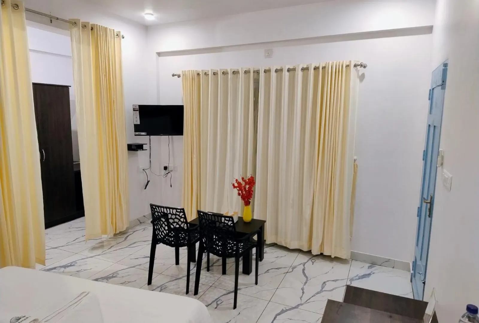 Gulmohar Varkala 0*,